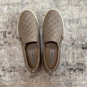 steve madden slide ons